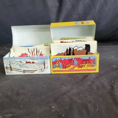 Vintage Clings And Boxes