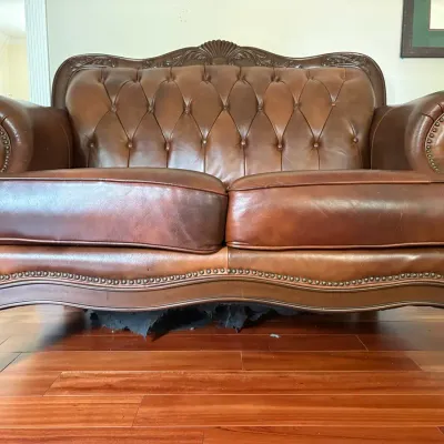 Traditional European Style Loveseat 