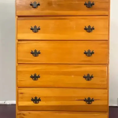 Classic Chest of Drawers
