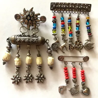 Hirz Amulet Pendants 