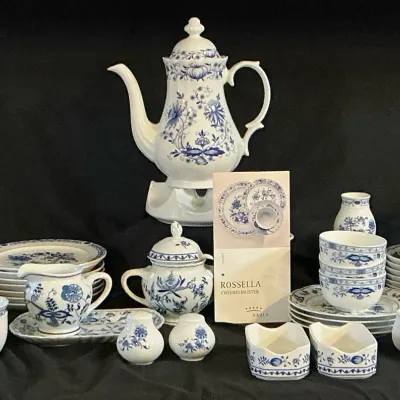 Blue & White Porcelain Collection Kahla Rossella Zwiebelmuster & Bavaria