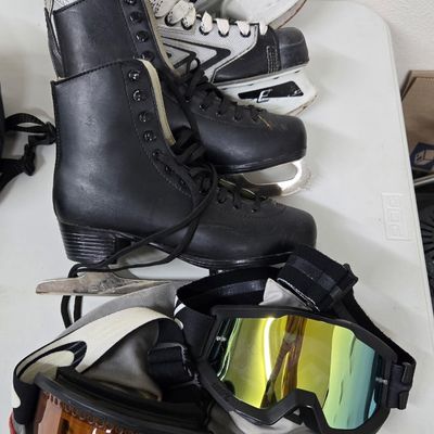 Ice skates and goggles