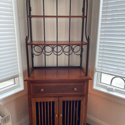 Wine/bakers rack