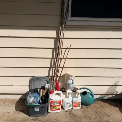 FTH391 - Mystery Lot of Garden Tools & Chemicals 