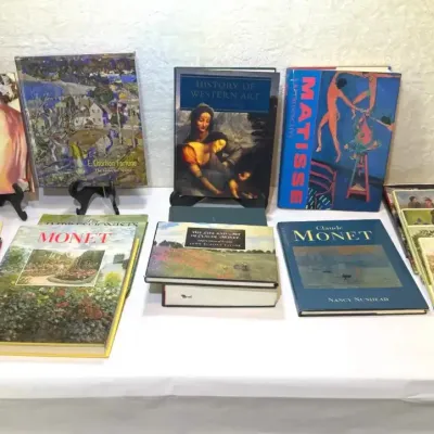 FTH366 - Collection of Art Coffee Table Books