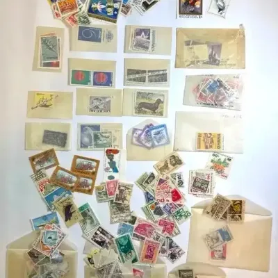 FTH360 - Vintage World Stamps Collection