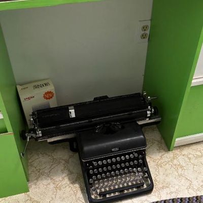Sale Photo Thumbnail #242