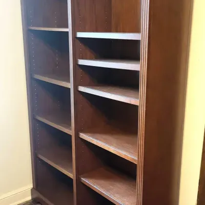 Bookcase (BR2)