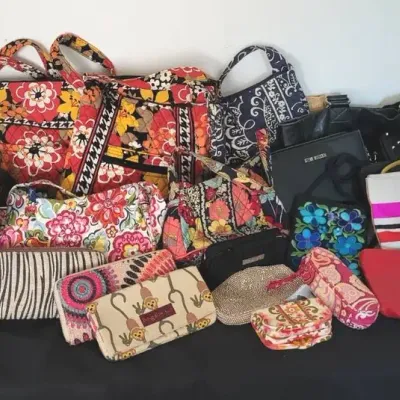 Women's Handbags (DR)