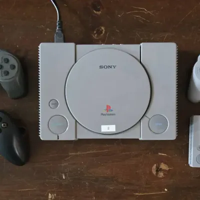 Playstion & Playstation Classic Consoles (LR)