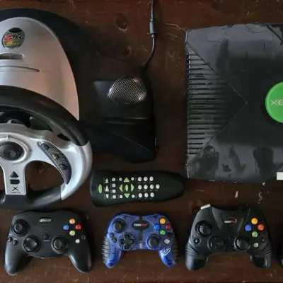 Original Xbox + (LR)