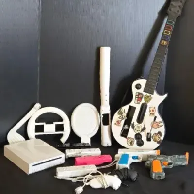 Wii Console + (LR)