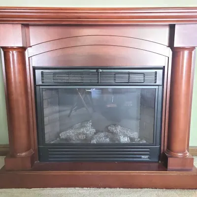 Charmglow Fireplace (LR)