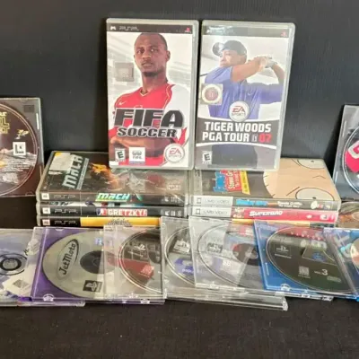 Playstation 1& PSP Games (LR)