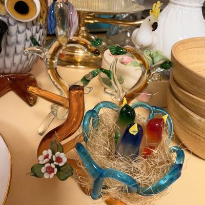 Blown art glass birds in nest, glass bird figures