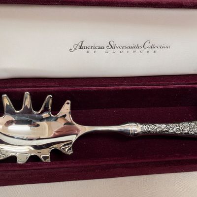 Godinger American Silversmiths Collection serving spoon, boxed
