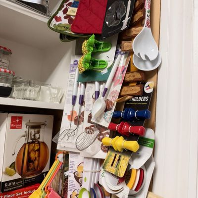 Kitchen gadgets, corn holders and utensils