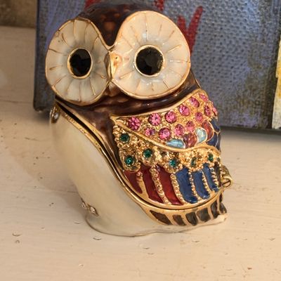 Jeweled enamel owl trinket box