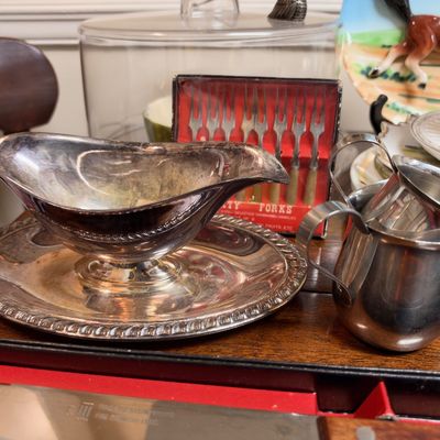 Silverplate gravy boat, creamer, cocktail forks