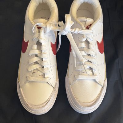 Nike Unisex Youth size 8