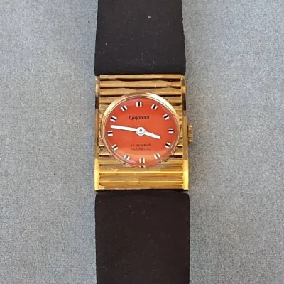 Vintage GIGANDET 17-Jewel Swiss Red Dial Wristwatch