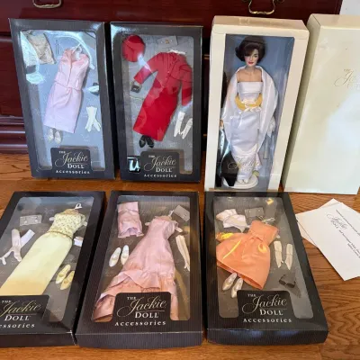 Sale Photo Thumbnail #141