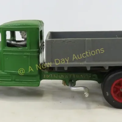 Sale Photo Thumbnail #210