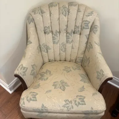 Vintage Floral Tufted Barrel Accent Chair