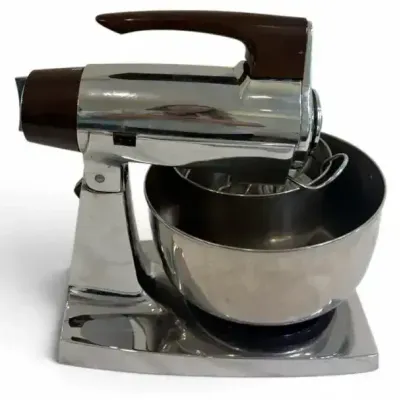 Vintage Chrome Stand Mixer with Stainless Steel Bowl