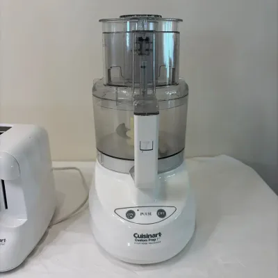 Cuisinart Toaster and Food Processor Set