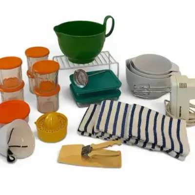 Vintage Kitchenware and Baking Utensil Lot