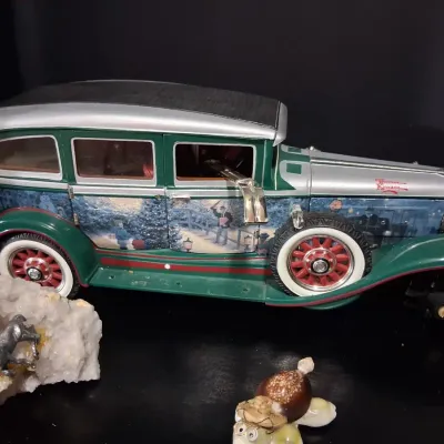 Vintage Cadillac & Classic Car Diecast Model Lot