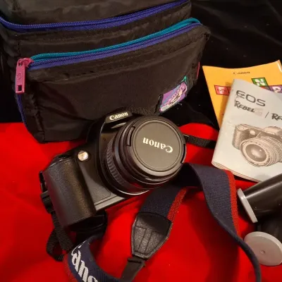 Canon EOS Rebel S 35mm Film Camera with Accessories