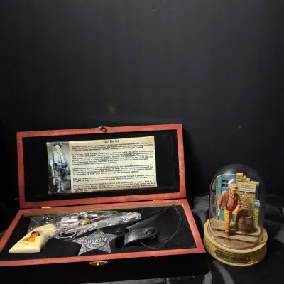 Billy the Kid & John Wayne Western Collectibles