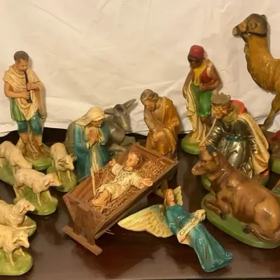Vintage Chalkware Nativity Set