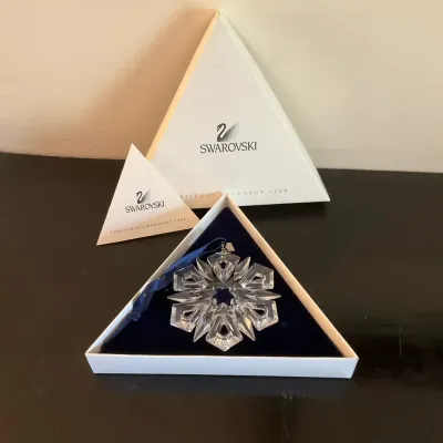 Swarovski Crystal Snowflake Christmas Ornament 1999