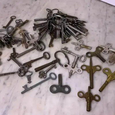 Antique Skeleton Keys And Clock Key Collection 