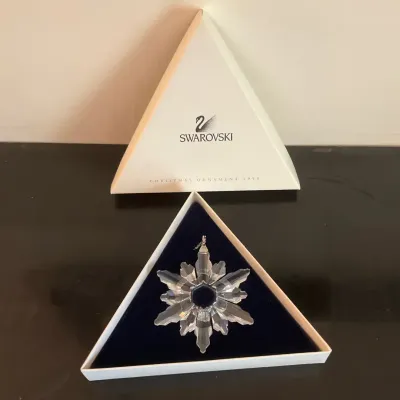 1998 Swarovski Snowflake Crystal Christmas Ornament 