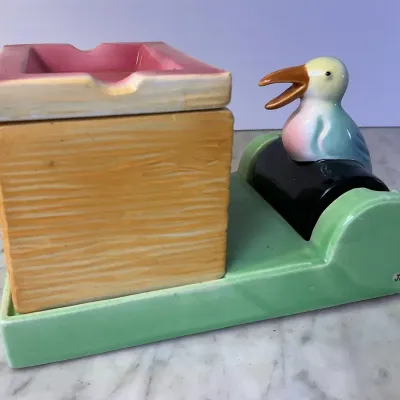 Ceramic mechanical Bird Cigarette Ask Tray Made In Japan 