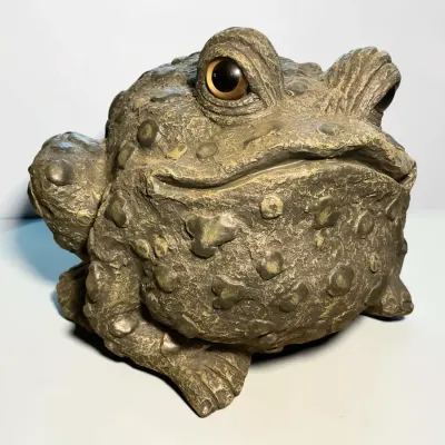 Decorative Garden Toad Hollow Toad (18 x 17 x 14)