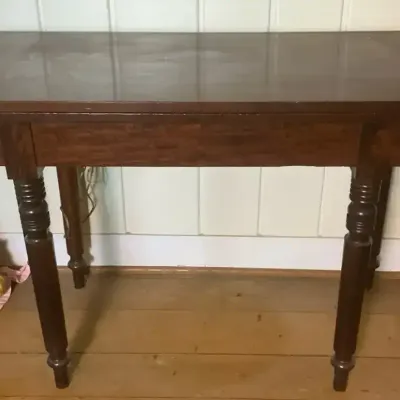 Antique Dark Finish Wood Gate-Leg Game Table