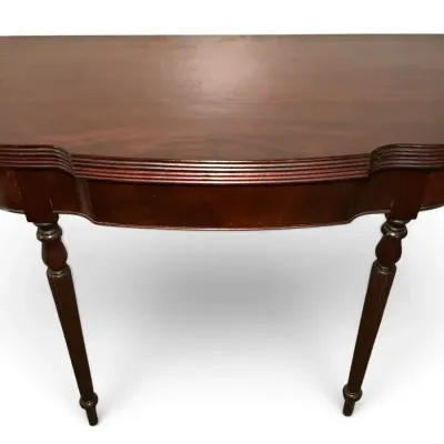 Mahogany Sheraton Style Flip Top Card Table (18 x 36 x 30)