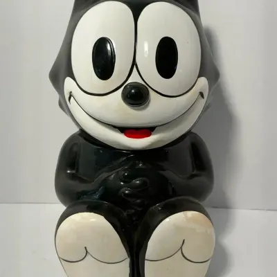Benjamin & Medwin 1991 Felix The Cat Production Cookie Jar (6.5 x 6.5 x 11.5)