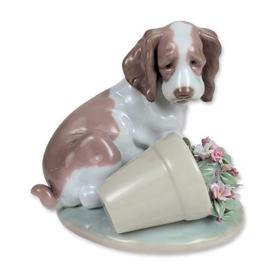Lladro Spanish Porcelain Puppy Figurine It Wasn't Me 7672