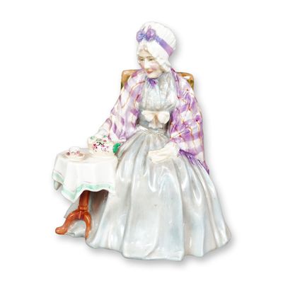 Royal Doulton Porcelain Figurine, Granny HN1804