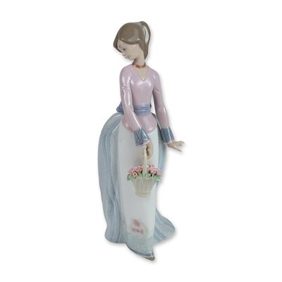 Lladro 1994 Collectors Society Porcelain Figurine Basket of Love 7622