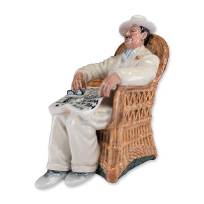 Royal Doulton Taking Things Easy Porcelain Figurine HN 2680
