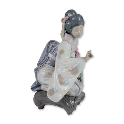Lladro Spanish Porcelain Kiyoko Figurine 150