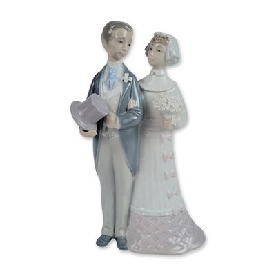 Lladro Spanish Porcelain Wedding Figurine 4808