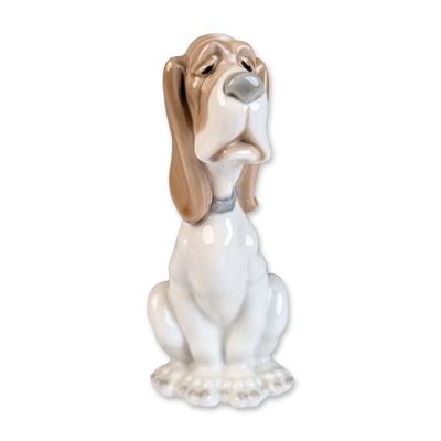 Nao by Lladro Porcelain Basset Hound